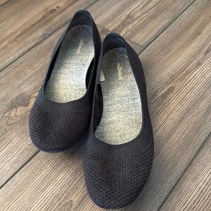 All birds tree breezers black size 10.5